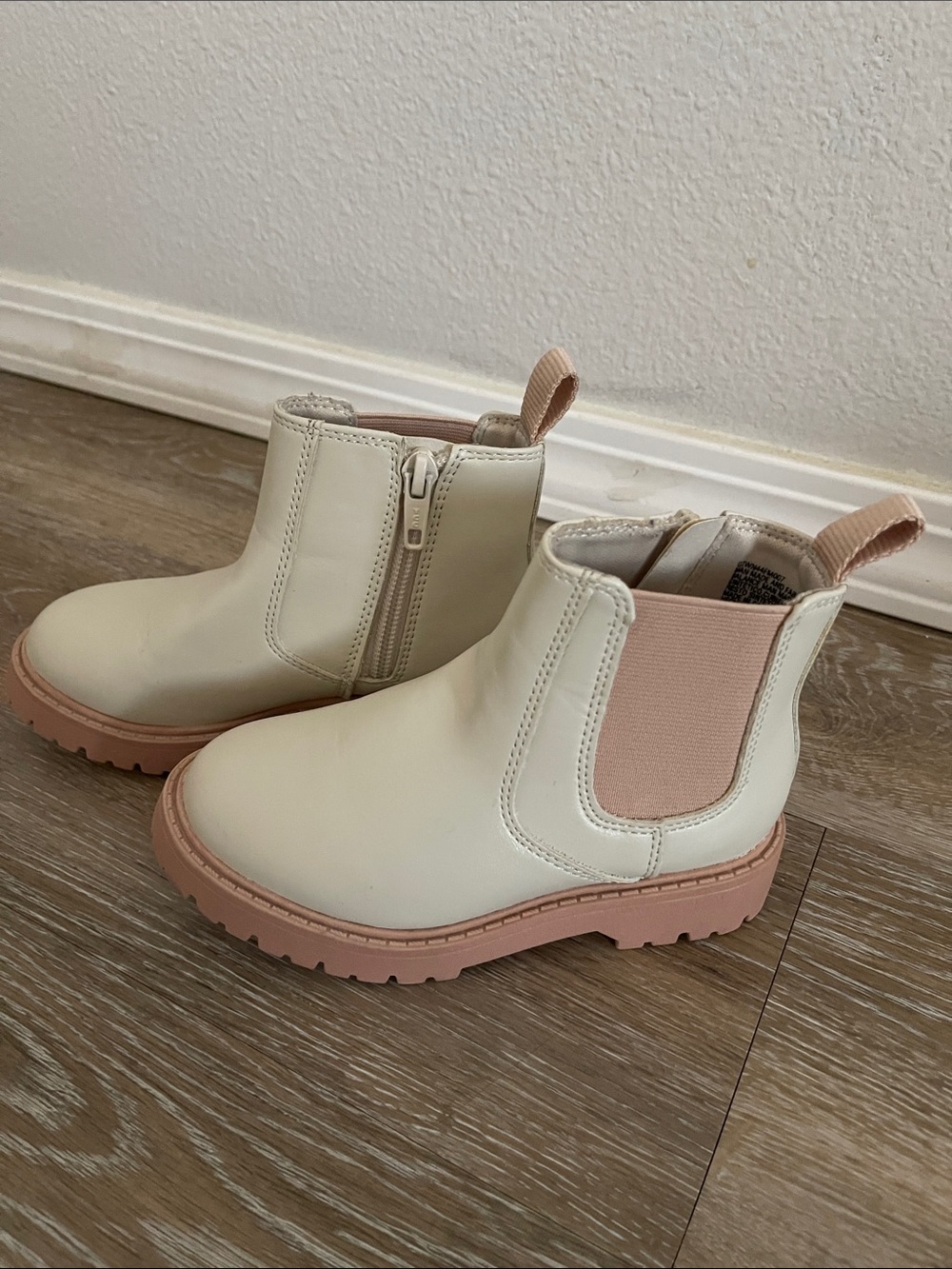 Wonder Nation beige cream & pink faux leather boots kids 9